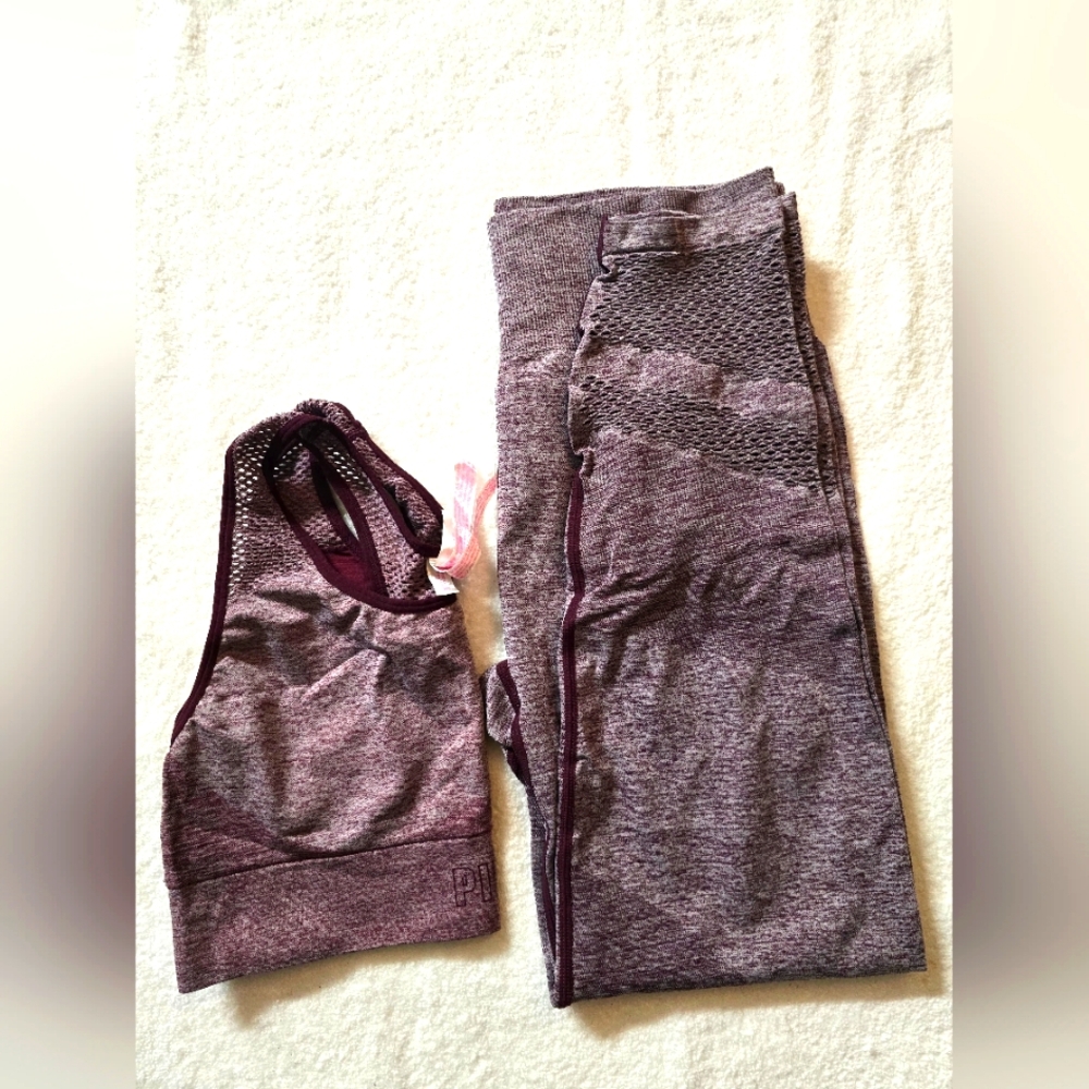 PINK Victoria's Secret Yoga/Leggings Set, Size L